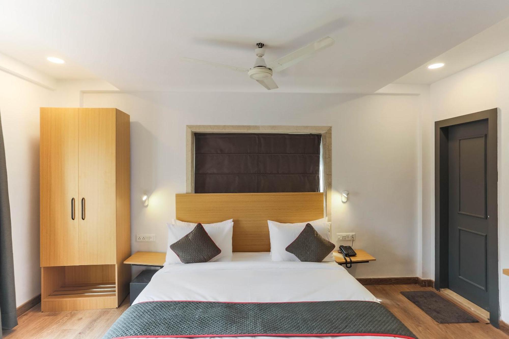 Super Townhouse Habitat New Town Rooms & Party Spaces Kolkata Ngoại thất bức ảnh