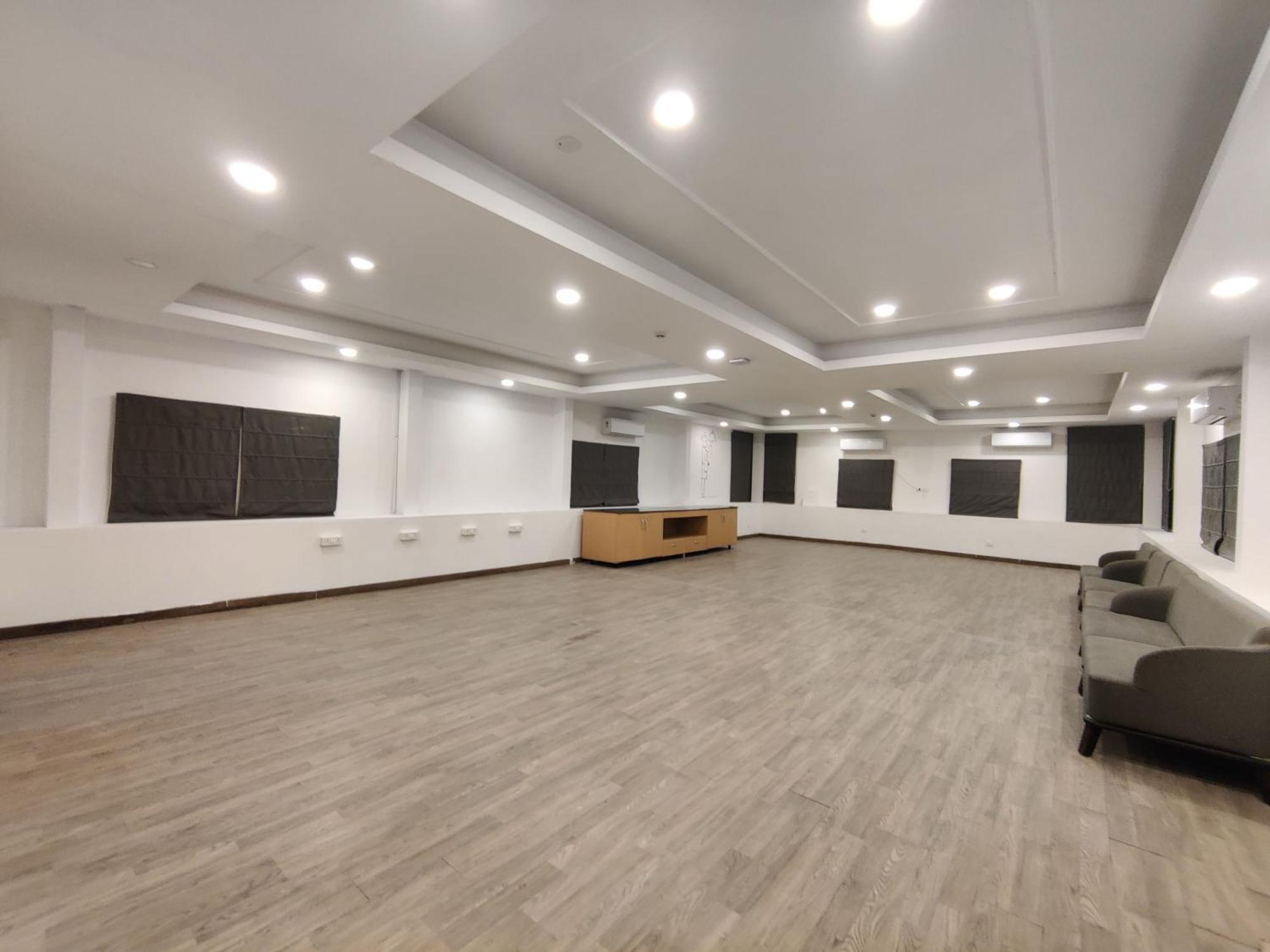 Super Townhouse Habitat New Town Rooms & Party Spaces Kolkata Ngoại thất bức ảnh