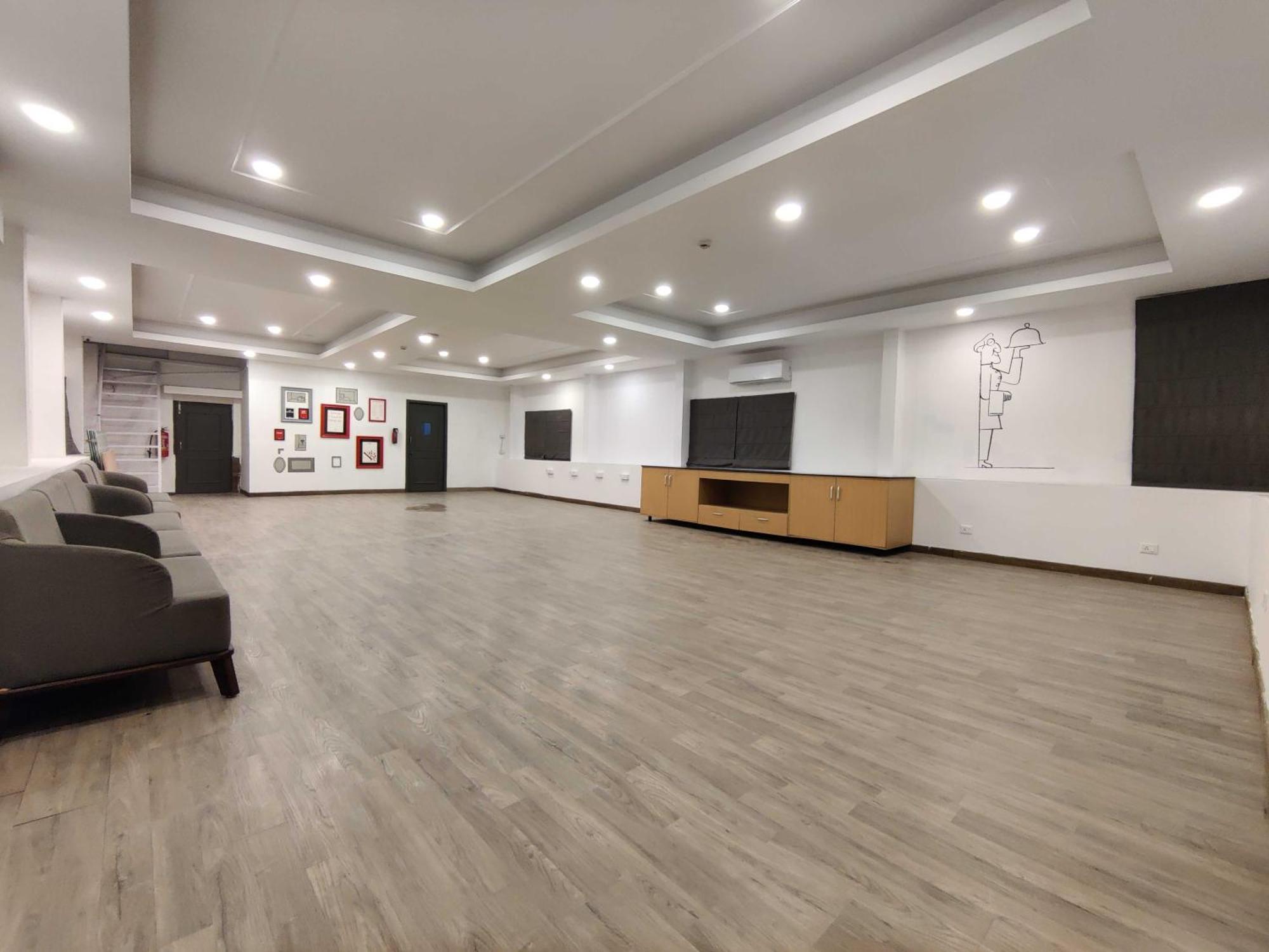 Super Townhouse Habitat New Town Rooms & Party Spaces Kolkata Ngoại thất bức ảnh